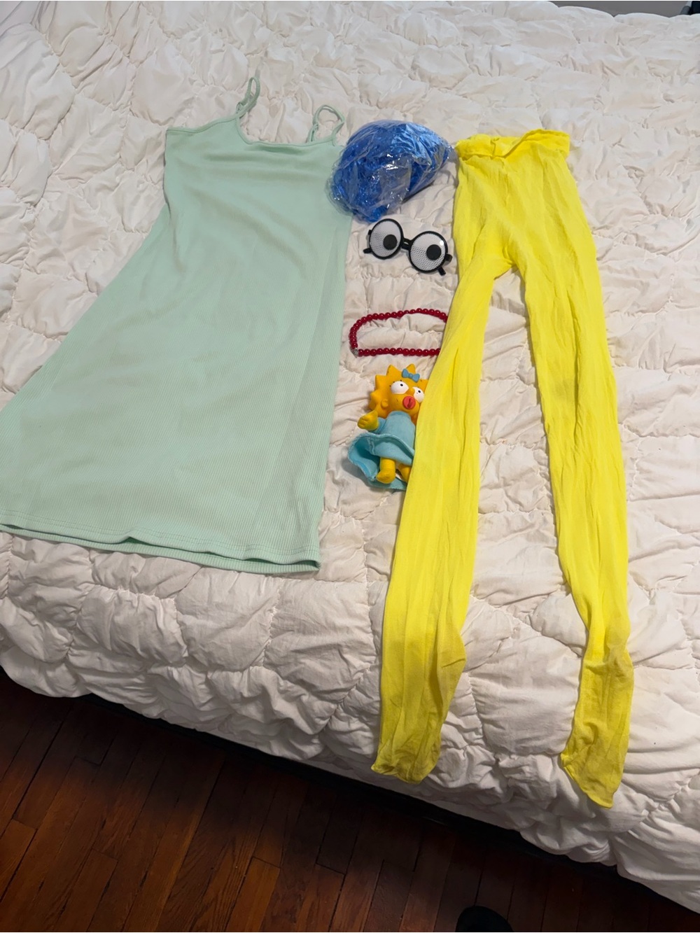 Womens Marge Simpson costume M